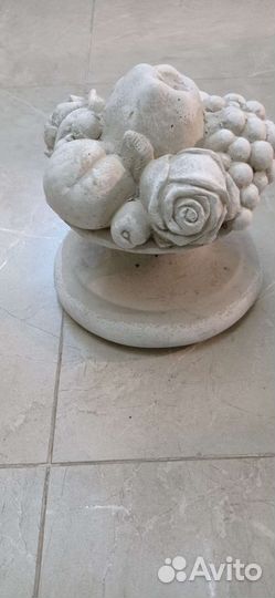 Чаша с фруктами фиборбетон