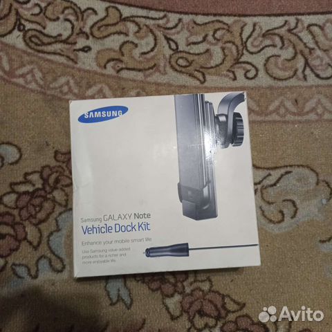 Автомобильный держатель для телефона