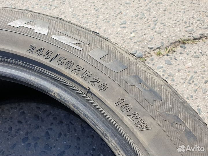 Zeta Azura 245/50 R20 102W