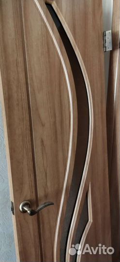Дверь деревянная межкомнатная б/у