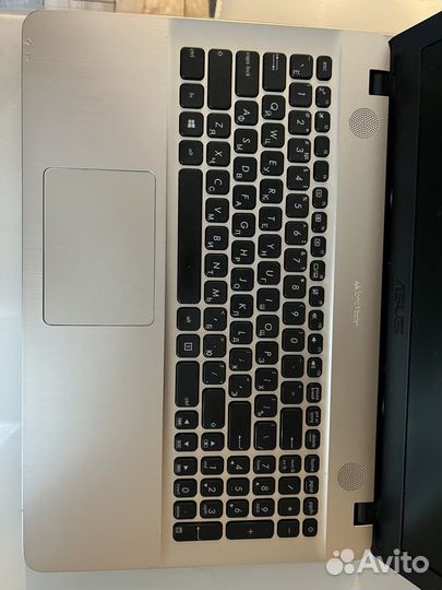 Ноутбук asus