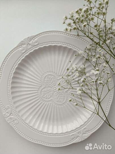 Посуда для сервировки стола