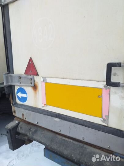 Полуприцеп фургон-рефрежератор