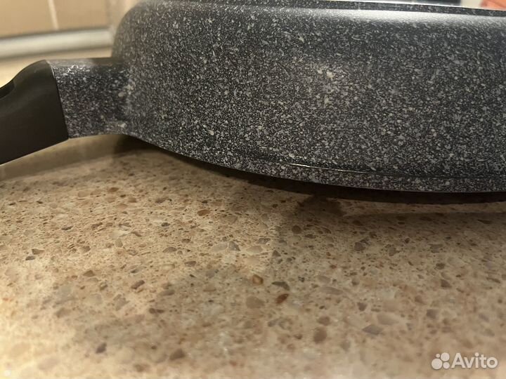 Сковорода с крышкой