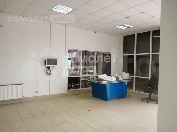 Продам торговое помещение, 321 м²