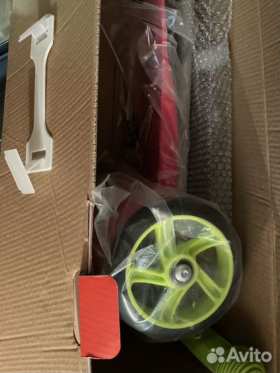 Самокат детский трехколесный