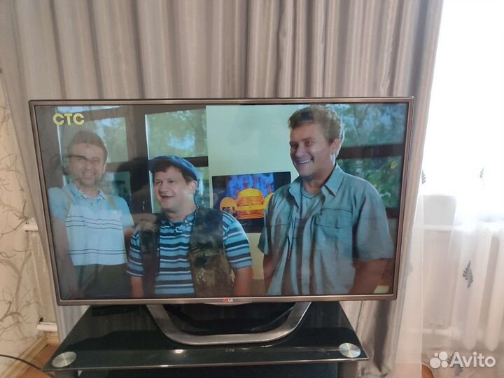 Телевизор LG 42