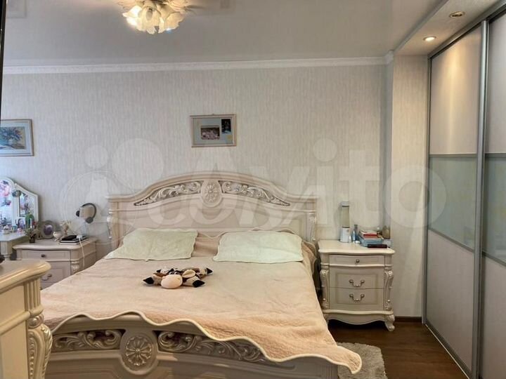 3-к. квартира, 81 м², 10/10 эт.