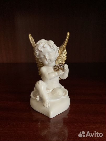 Статуэтка гипсовая