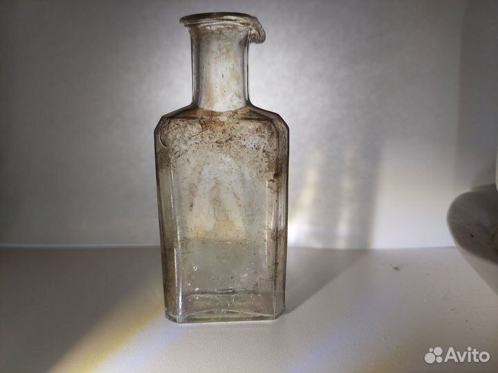 Старо-никольская аптека В.К. Феррейн флакон