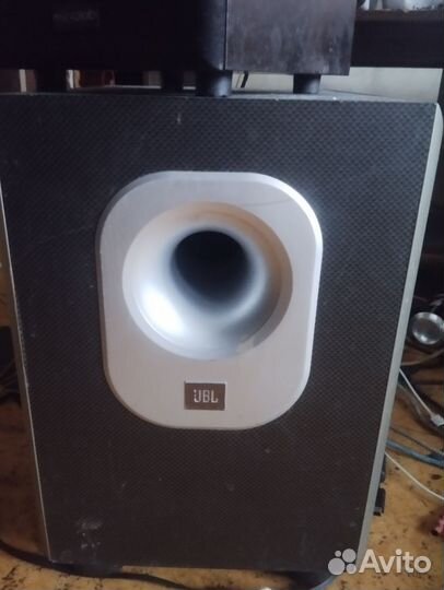 Jbl sub 230