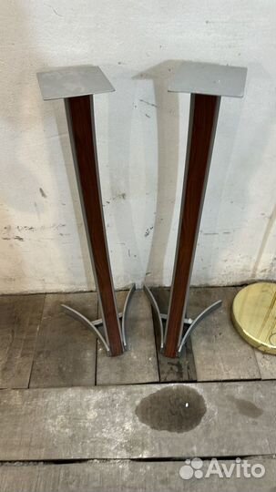 Стойки для акустики