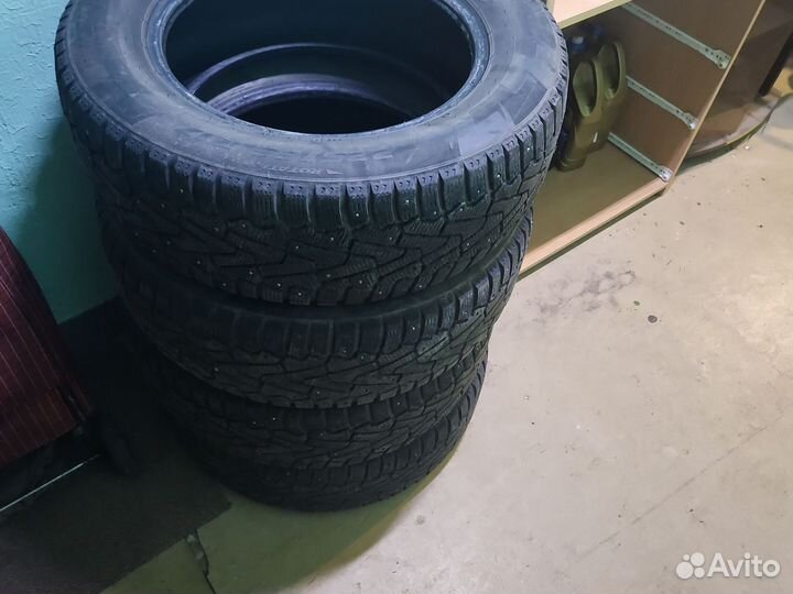 Pirelli Ice Zero 225/65 R17