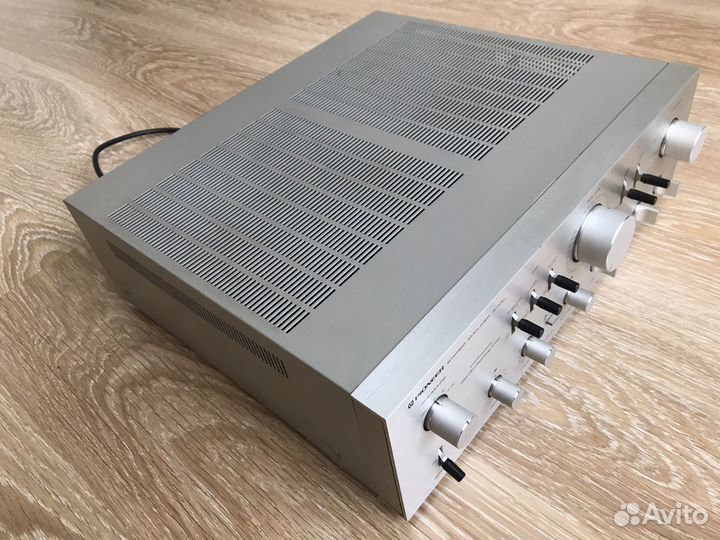 Усилитель Pioneer A-700. Винтаж 1979г