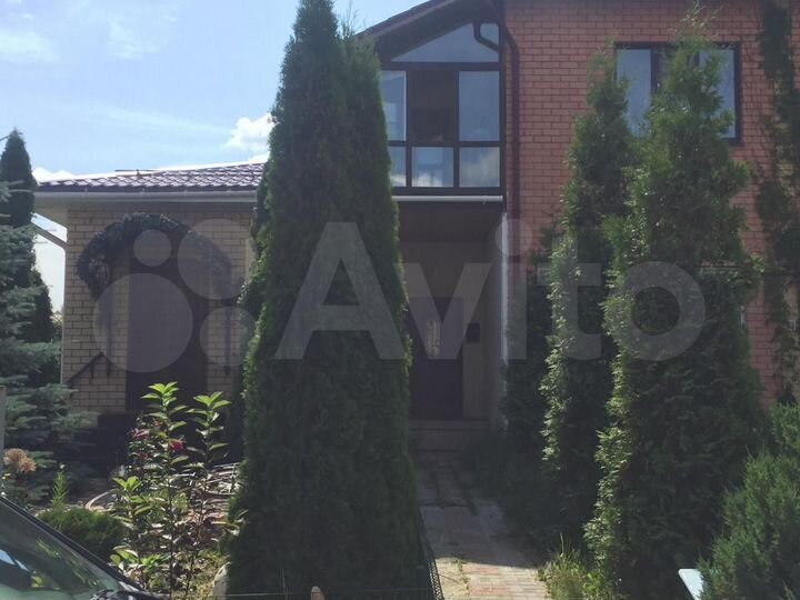 3-к. квартира, 92 м², 2/2 эт.