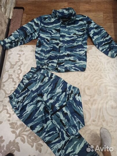 Костюм ветровлагозащитный