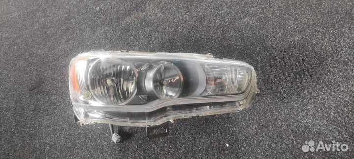 Фара правая mitsubishi lancer 10