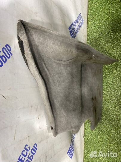 Обшивка багажника левая Bmw E39 седан 2.5 M52 1997