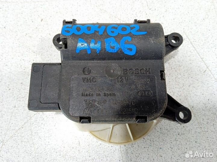 Моторчик заслонки печки