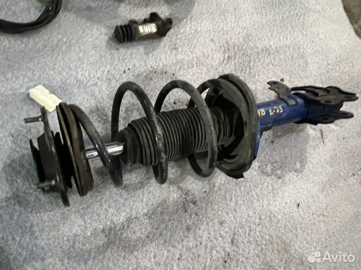 Стойка прредняя правая в сборе Geely Emgrand EC7