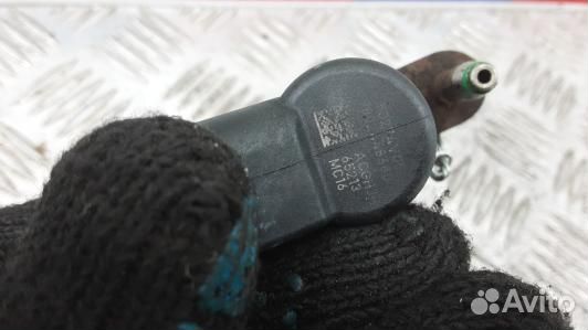 Форсунка дизельная ford mondeo 4 (YML04AL04)