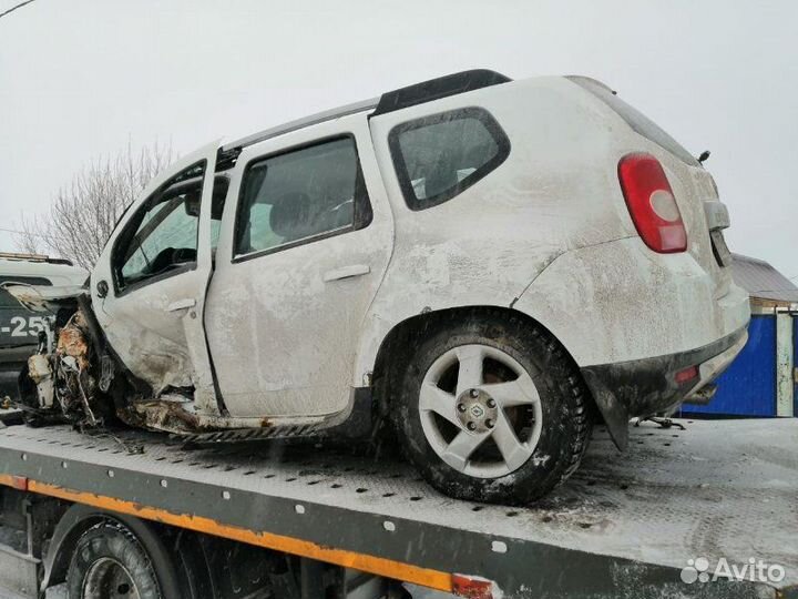 Renault Duster 2014 год в полный разбор