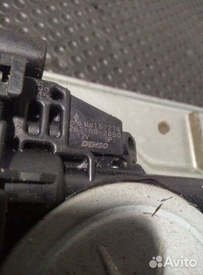 Стеклоподъемник передний правый Mitsubishi Pajero