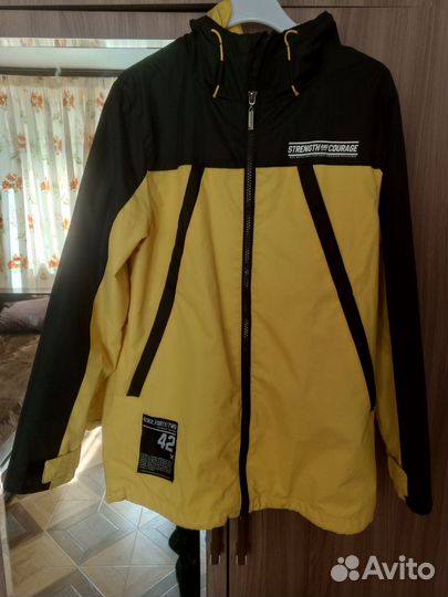 Куртка весна осень для мальчика 152