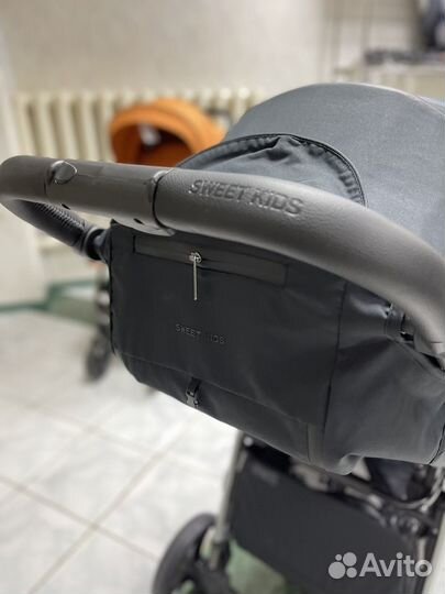 Прогулочная коляска новая