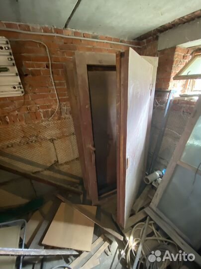 Дверь входная металлическая, сейфовая толстая