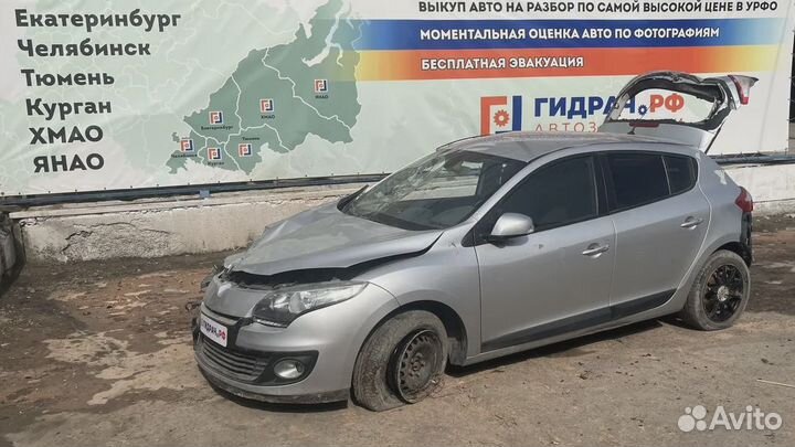 Рейка топливная (рампа) Renault Megane 3 175204349R