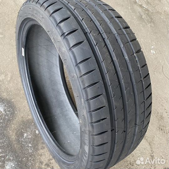 Michelin Pilot Sport 4 S 275/40 R20 106Y