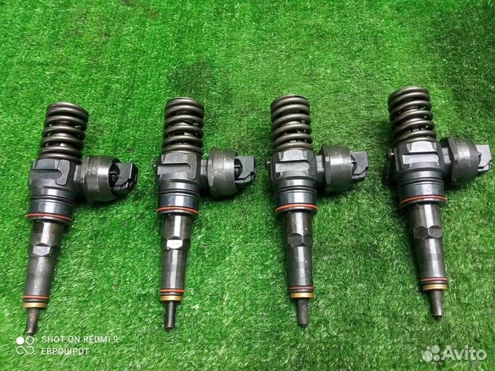 Форсунка дизельная Volkswagen Passat (B5+) (2000