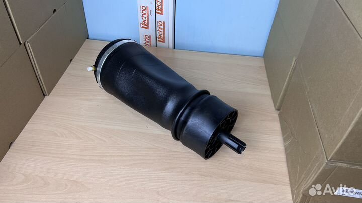 Задний пневмобаллон Range Rover L405