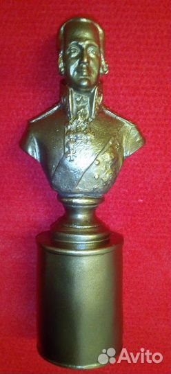 Бюсты Ушакова, Василевского, Рокоссовского, Жукова