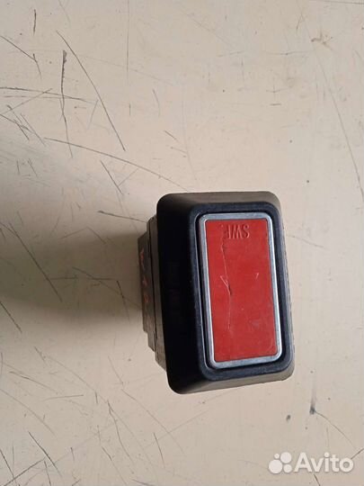 Кнопка аварийной сигнализации Mercedes w123