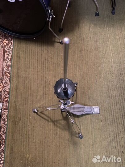 Стойка Hi-Hat