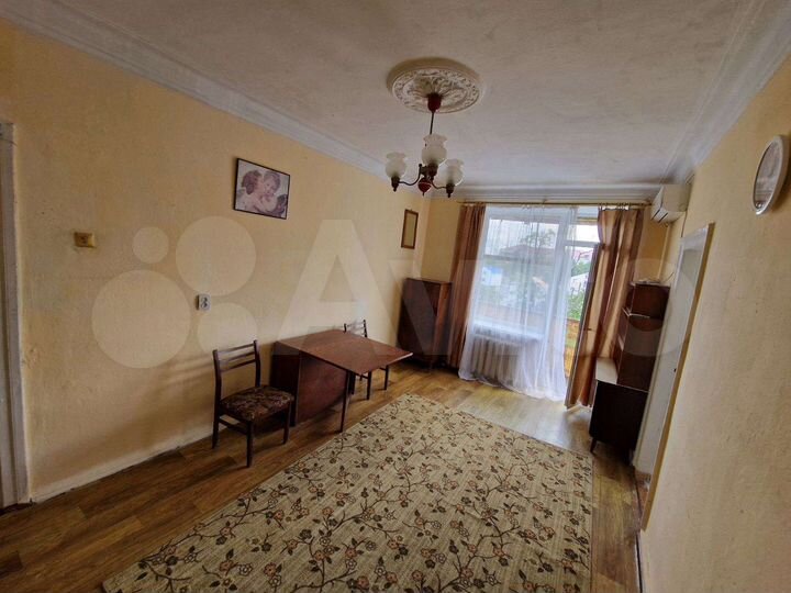 2-к. квартира, 47 м², 3/3 эт.