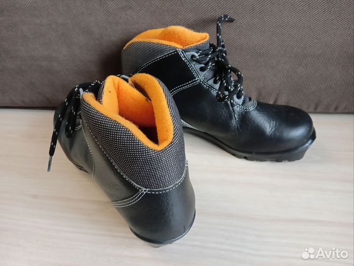 Лыжные ботинки next spine