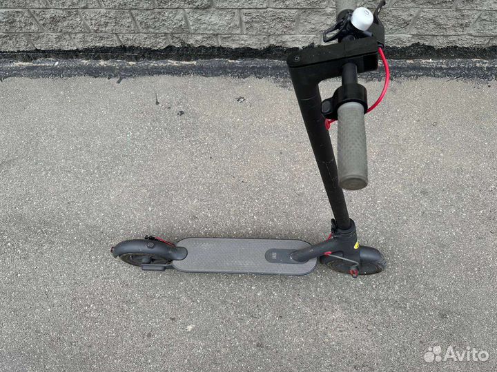 Электросамокат xiaomi m365