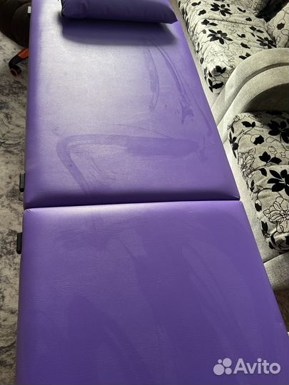 Массажная кушетка