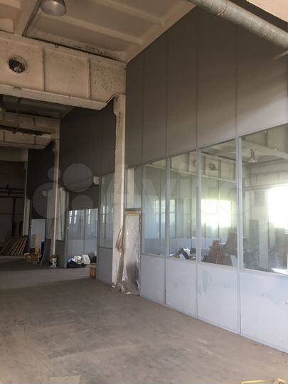 Производство, 1600 м²