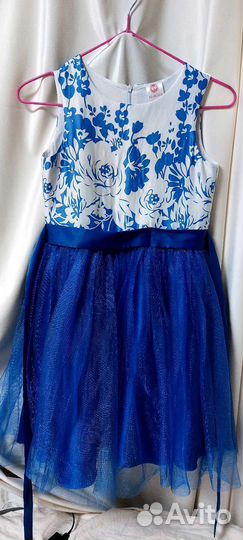 Нарядное платье