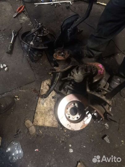 Toyota кулак ступица цапфа