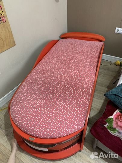 Кровать-машина с подстветкой