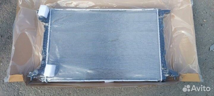 Радиатор двс Audi Audi A4 crtc 2015-2022
