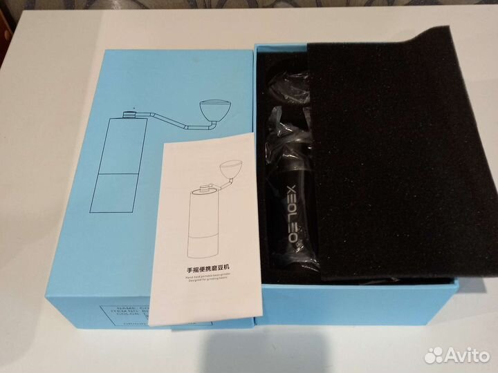 Ручная кофемолка xeoleo