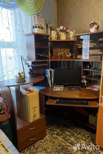 Компьютерный стол