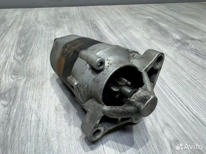 Стартер Renault Logan 2011