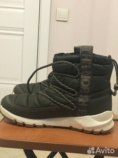 Дутики женсние зимние размер40